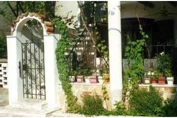 Bulgaria Privát Pomorie, Exteriorul